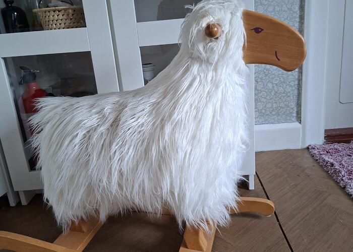 Grajewo ogłoszenia: Sprzedam hustawke  owieczka  futerko odpinane wym 70 na 65 Wykonana...